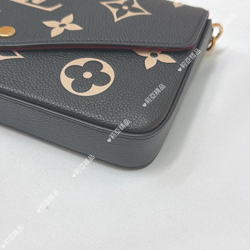 莉亞精品♡ LV熊貓壓紋三合一-10