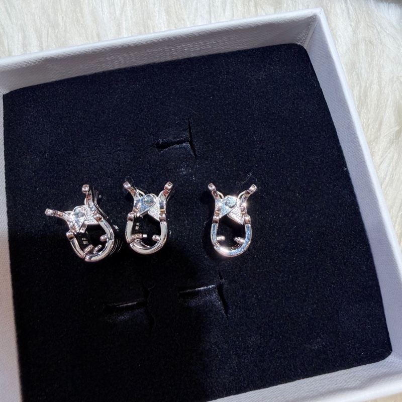 Celine triomphe 凱旋門銀色迷你小髮夾小抓夾-9