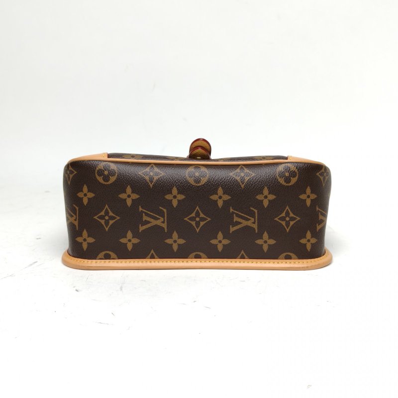 LOUIS VUITTON Diane法棍包24可拆卸黃紫寬肩帶老花PVC晶片肩背包-4