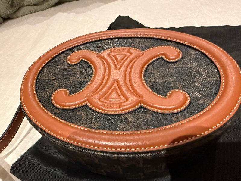 💖Celine 老花款 月餅包💖 近新 美包 極少用-1