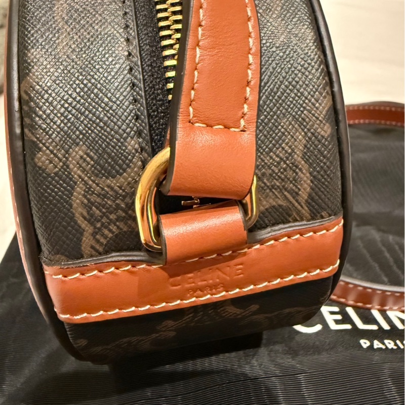 💖Celine 老花款 月餅包💖 近新 美包 極少用-2