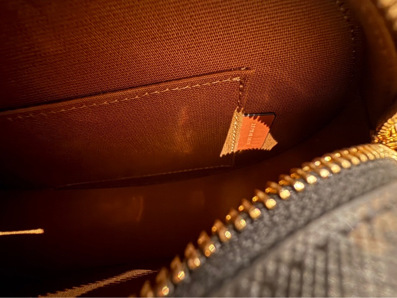 💖Celine 老花款 月餅包💖 近新 美包 極少用-6