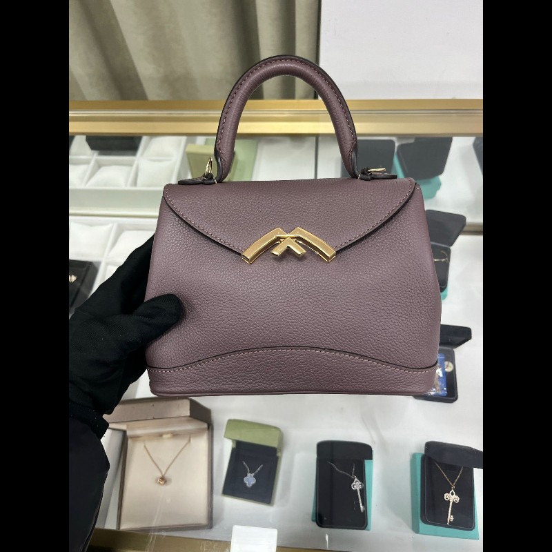 Moynat Gaby 
莫奈  煙灰紫金扣手提包-1