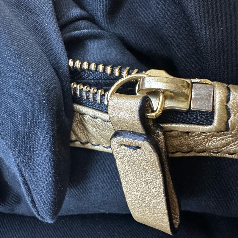 【赫蒂國際精品】Valentino 范倫鐵諾Nuage Bow 系列金色皮革超大肩背包 vintage-15