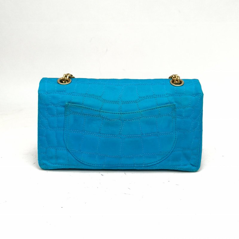 CHANEL 2.55口蓋包小號24藍色緞面11開金扣肩背包-2