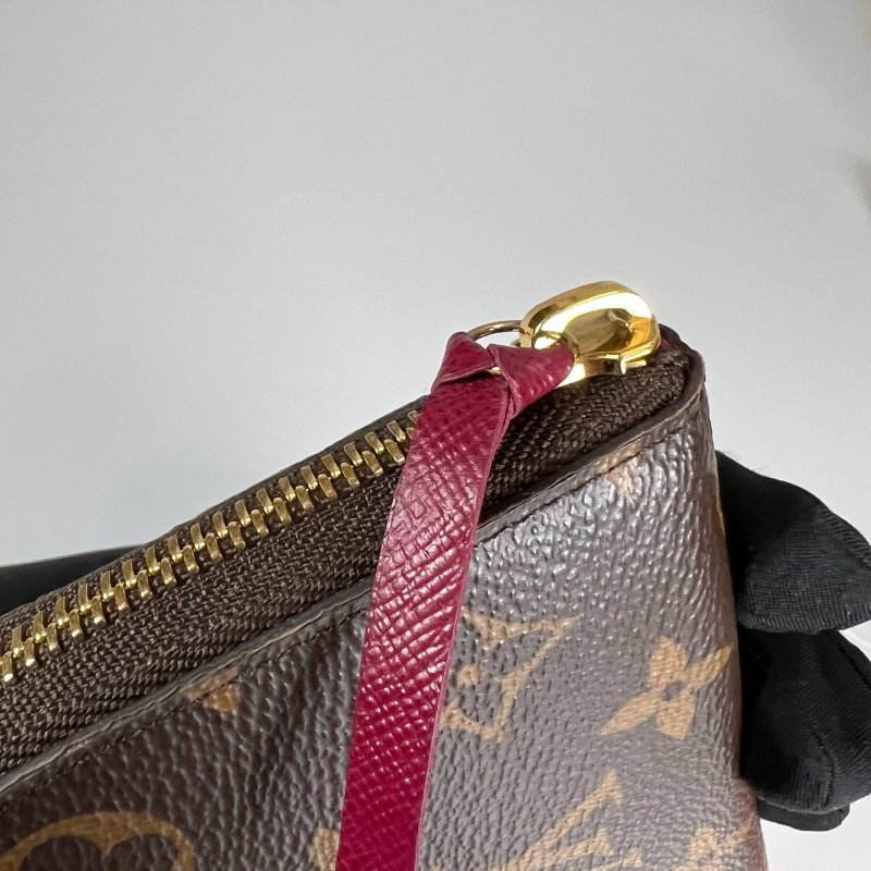 LV M60742 老花ㄇ拉長夾紅-7