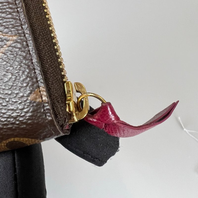 LV M60742 老花ㄇ拉長夾紅-8