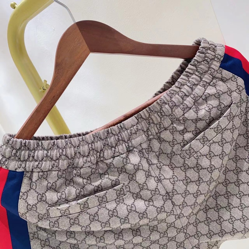 Gucci 老花滿印短褲L碼-2