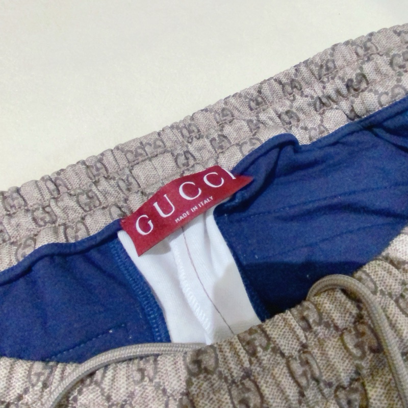 Gucci 老花滿印短褲L碼-5
