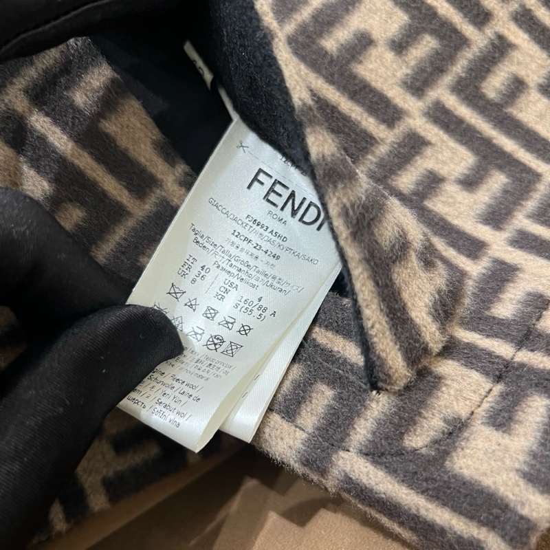 Fendi經典兩面穿短外套40碼-3
