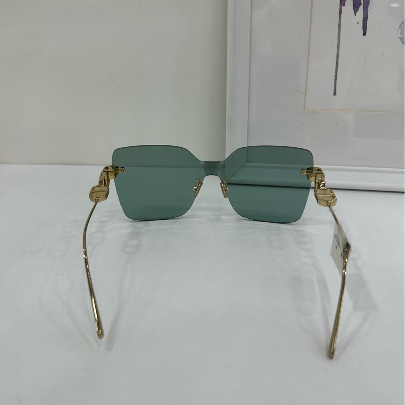 Dior迪奧CD Chain M1U太陽眼鏡，金色無框設計，鏡腳有CD鏈條標誌-2