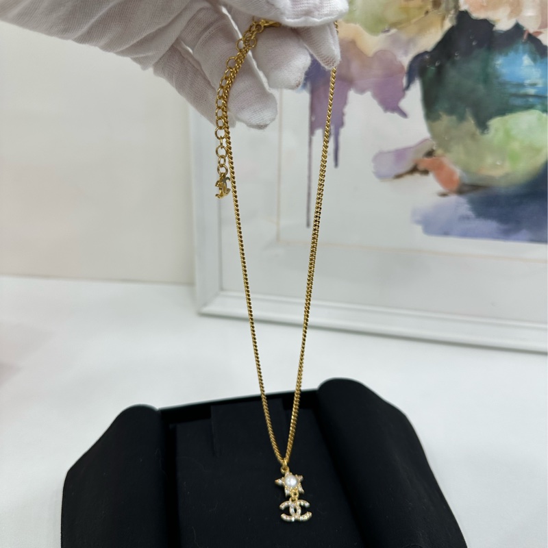 CHANEL 香奈兒珍珠星雙C滿鑽黃金色項鍊，24年款-4