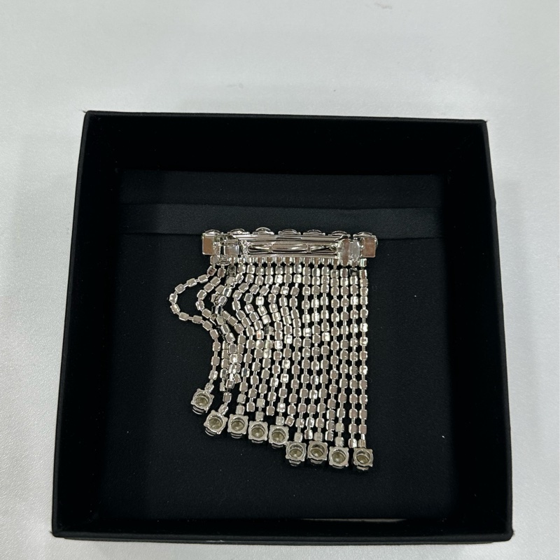 miumiu 水鑽髮夾-2