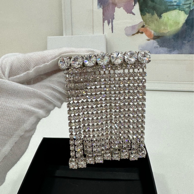 miumiu 水鑽髮夾-4