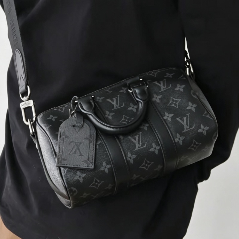 LOUIS VITTON路易威登老花Keepall 25黑武士手提斜挎包 芯片-7