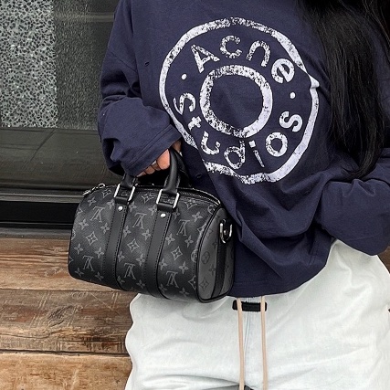 LOUIS VITTON路易威登老花Keepall 25黑武士手提斜挎包 芯片-8