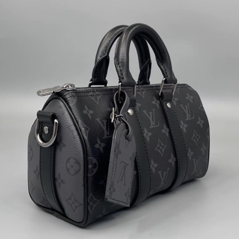 LOUIS VITTON路易威登老花Keepall 25黑武士手提斜挎包 芯片-15