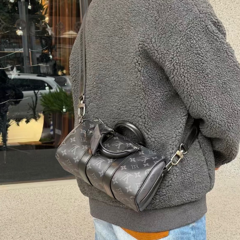 LOUIS VITTON路易威登老花Keepall 25黑武士手提斜挎包 芯片-20