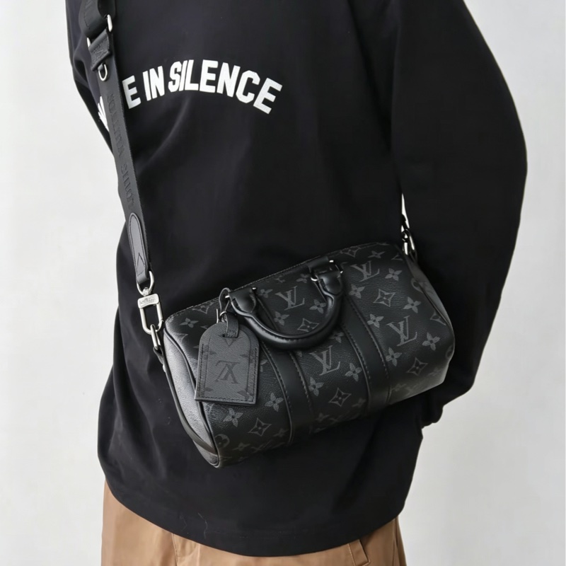 LOUIS VITTON路易威登老花Keepall 25黑武士手提斜挎包 芯片-40