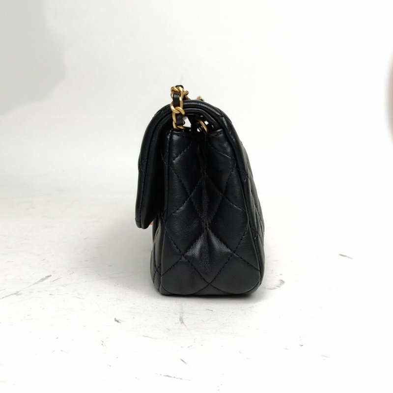 CHANEL CF口蓋包大Mini20黑色羊皮晶片開金扣金球調節扣肩背包-1