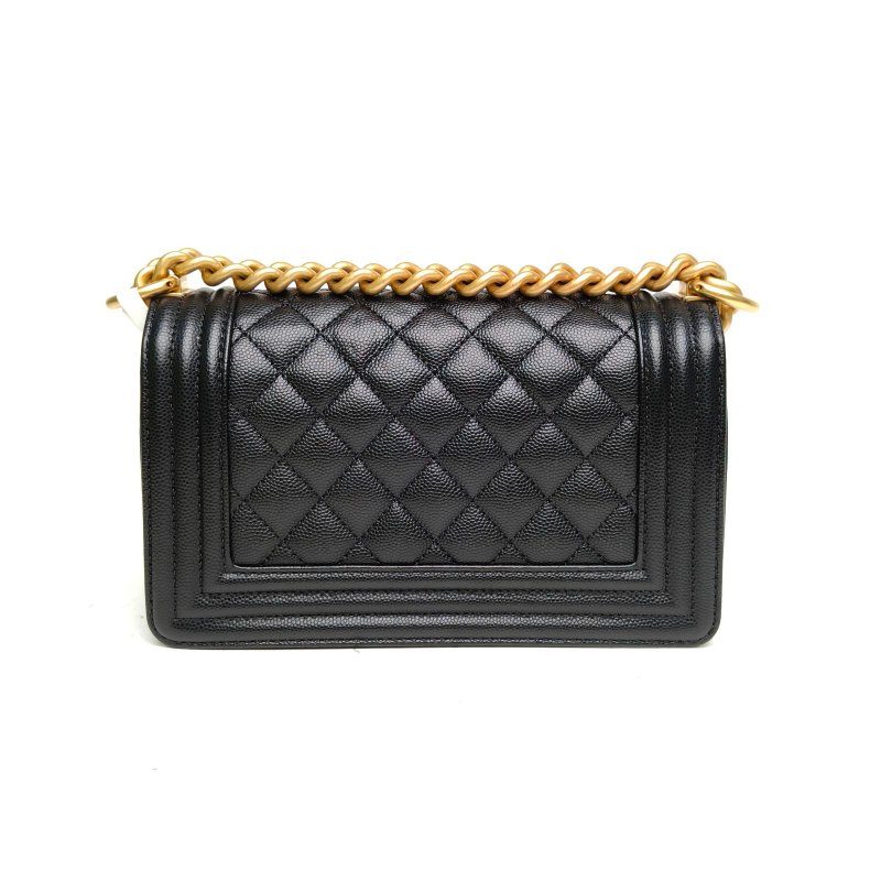 CHANEL Leboy小號20.5黑色荔枝牛皮晶片開金扣菱格紋肩背包-2