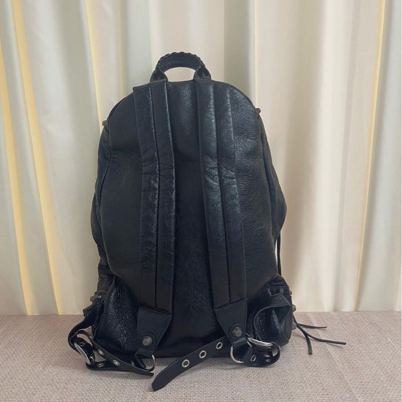 Balenciaga 巴黎世家 LE CAGOLE黑色 小羊皮雙肩背包 書包 閒置 尺寸：35cmx46cm-4