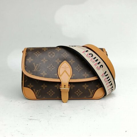 LOUIS VUITTON Diane法棍包24可拆卸黑紫寬肩帶老花PVC晶片肩背包