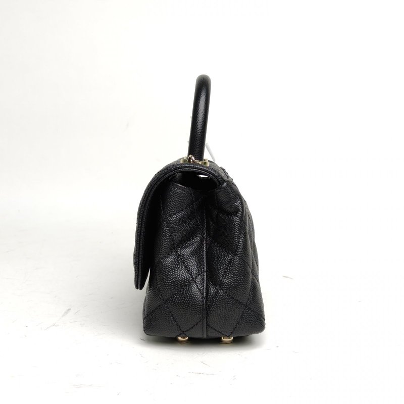 CHANEL CocoHandleMini黑色荔枝牛皮晶片開淺金扣肩背包-1