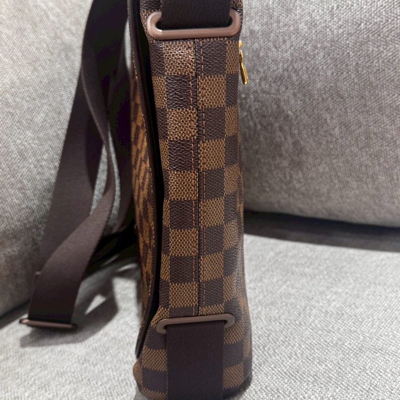 Louis Vuitton 經典棋盤格斜背包-3