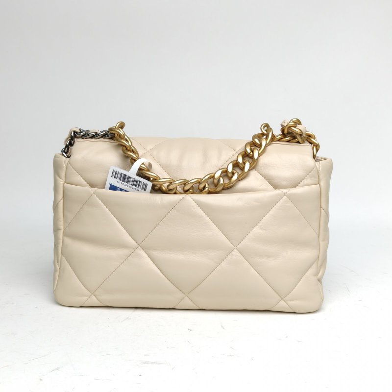 CHANEL 19BAG口蓋包中號米白色羊皮30開金銀扣肩背包-2