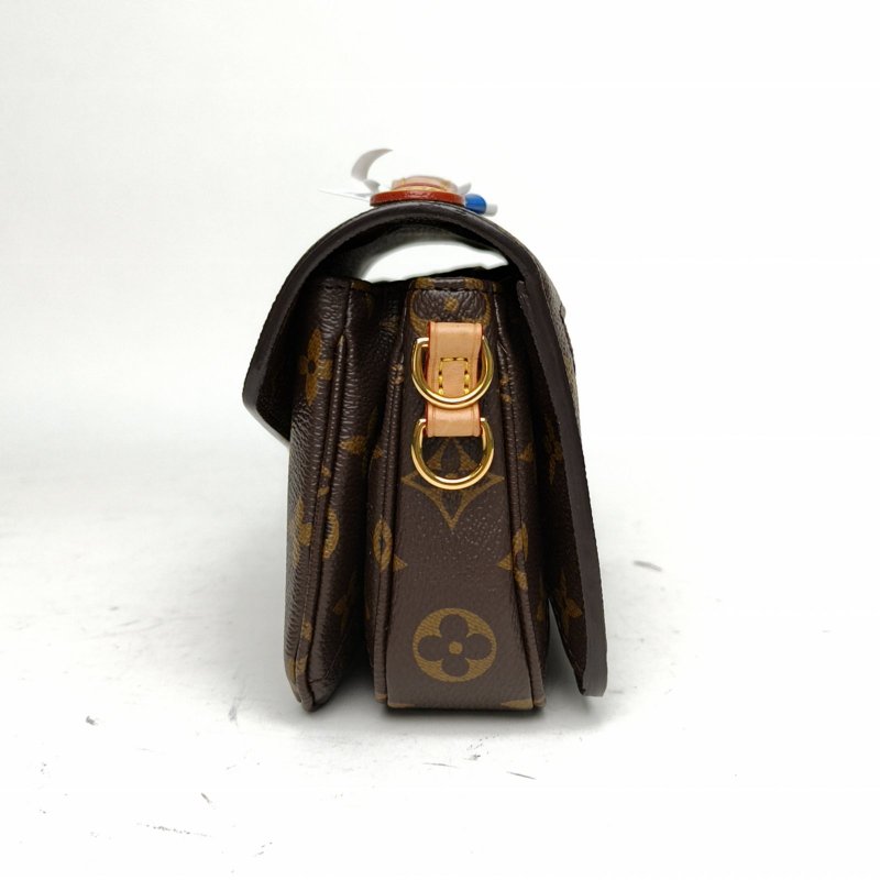 LOUIS VUITTON MetisPochetteEastWest橫版郵差包老花PVC金扣晶片肩背包-1