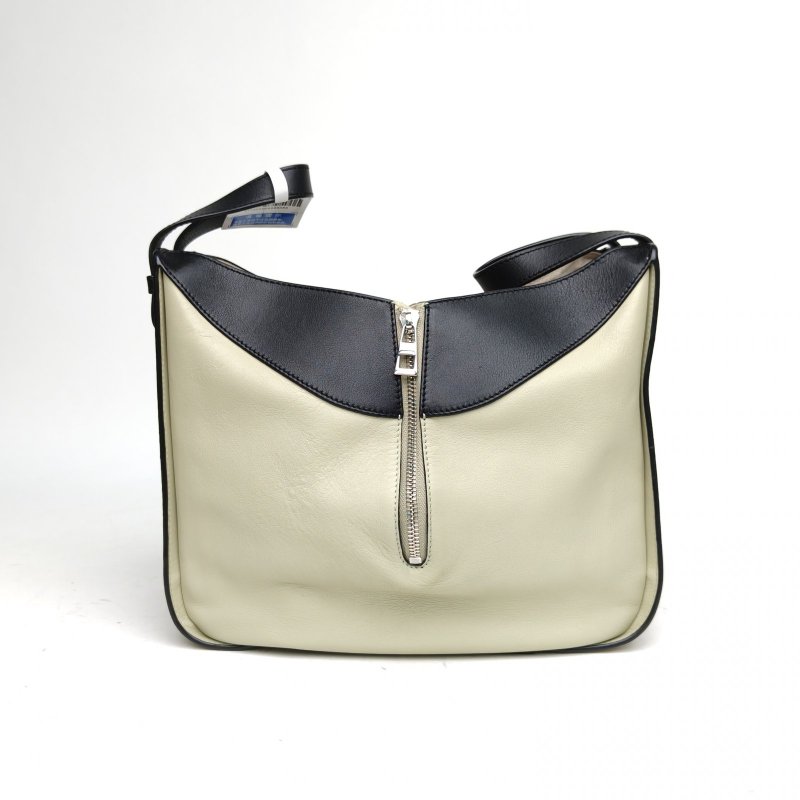 LOEWE Hammock吊床包小號拼色牛皮銀扣肩背包-2