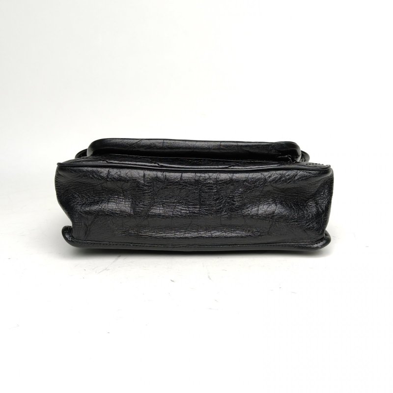 SAINT LAURENT Niki中號28D扣黑色牛皮銀扣肩背包-4