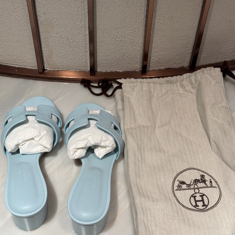 【全新37碼✨ 全網最低價！】Hermes/愛馬仕 經典H涼鞋 淡藍色（下單前先詢問庫存❗️❗️）-0