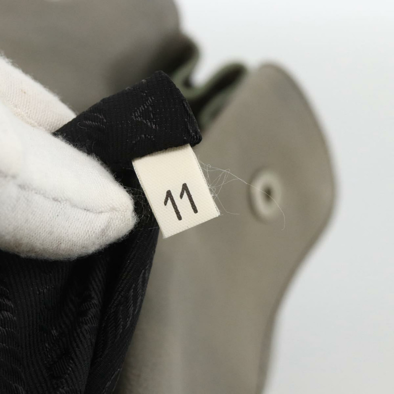 【日本直送】PRADA 灰色銀色皮革肩背包 正品 YKZ1610SAM-9