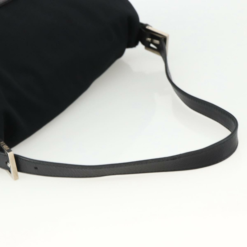 【日本直送】FENDI Mamma Baguette 肩背包 尼龍 黑色 銀色 正品 YKZ1595A-6