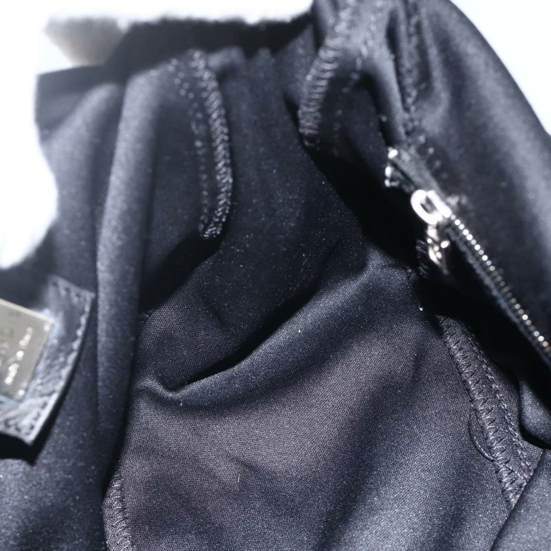 【日本直送】FENDI Mamma Baguette 肩背包 尼龍 黑色 銀色 正品 YKZ1595A-18