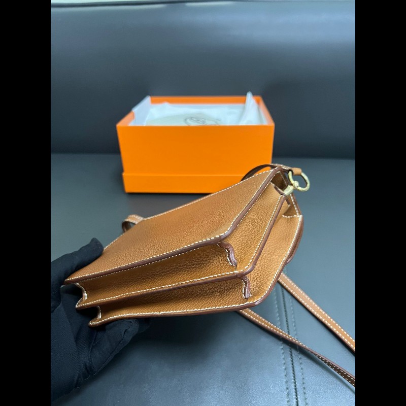 Hermes mini Roulis 
金棕金扣猪鼻子19-8