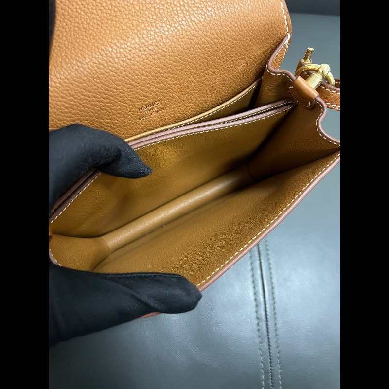 Hermes mini Roulis 
金棕金扣猪鼻子19-13