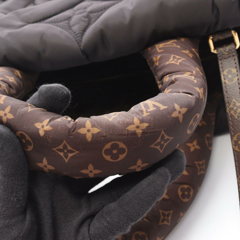 路易威登 OnTheGo GM LV Pillow 兩用托特包/手提包，尼龍塗層帆布，Monogram Pillow 圖案，女士款，黑色/棕色，M59005-8