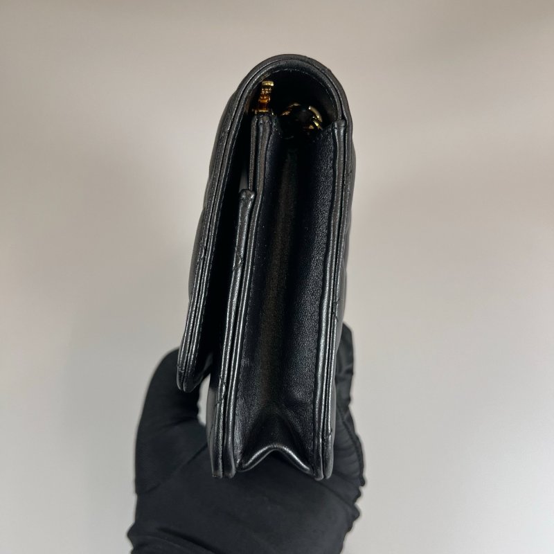 CHANEL WOC肩背包 羊皮黑金 AP0250/晶片款-3