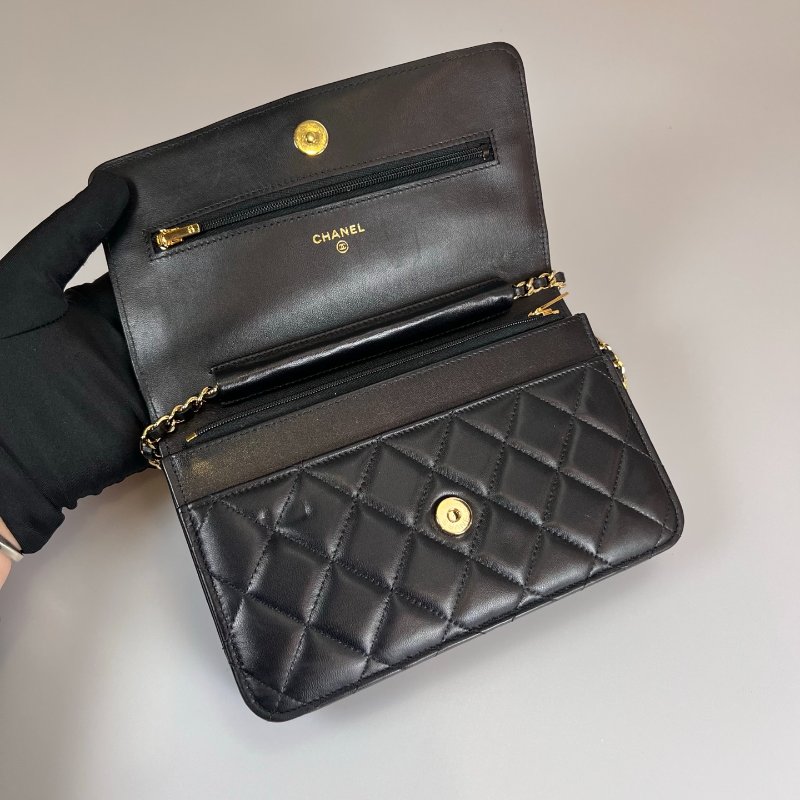 CHANEL WOC肩背包 羊皮黑金 AP0250/晶片款-4