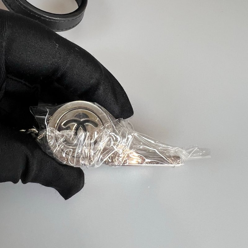 CHANEL 白數字口哨帆布托特包 20開-10