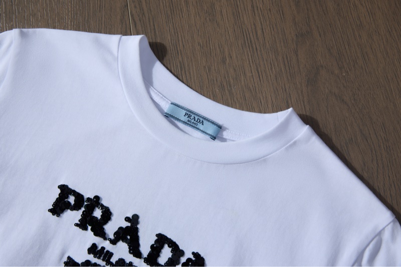 Prada白色T恤-1