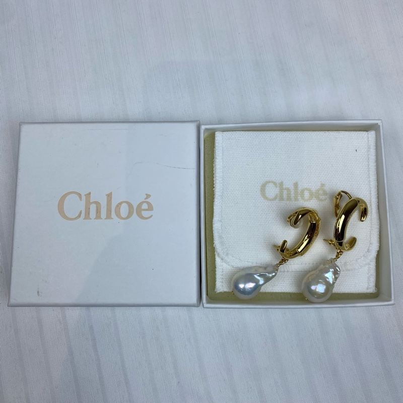 Celine 夾耳環 師字型金色設計配珍珠貝母 簡潔奢華 優雅美麗-1