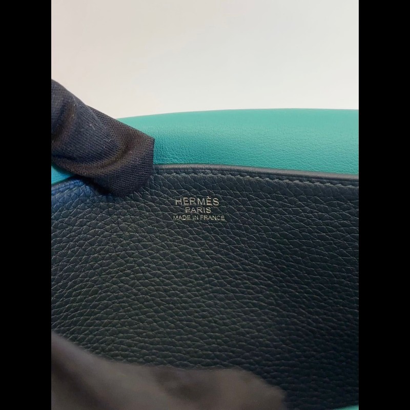 Hermes Halzan 25
松柏綠拼薄荷綠-17