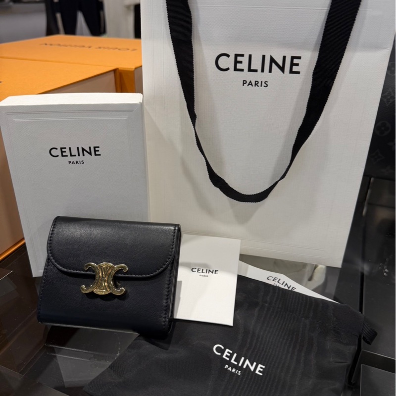 美二手有購證🌟Celine Triomphe 凱旋門三折短夾 ｜Classic Trend CT精品｜台北東區實體-1