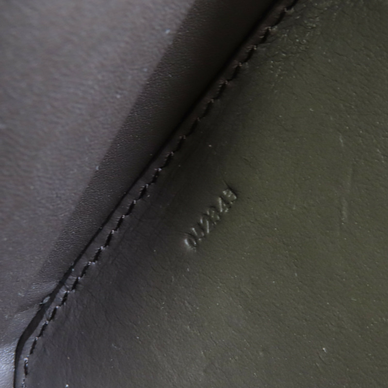 LOEWE 牛皮皮革Molded Sling肩背袋-8