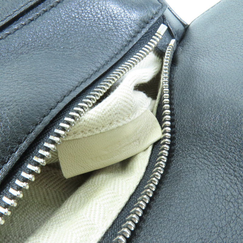 LOEWE 牛皮皮革Puzzle Medium手挽肩背兩用袋-9