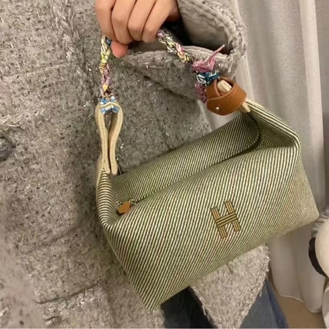Hermes飯盒包